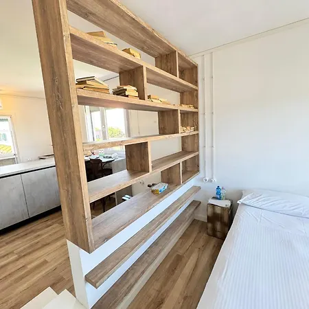 Bulldog Διαμέρισμα